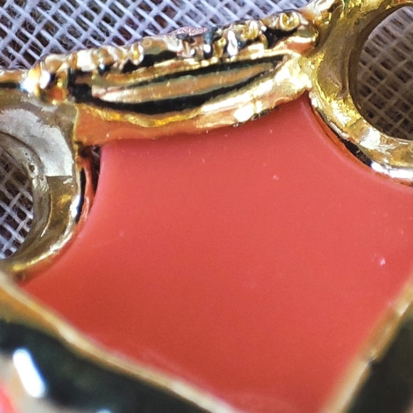 Coral Molded Plastic Gold Tone Star Shaped Brooch Large Statement Pin Unsigned - Picture 7 of 7